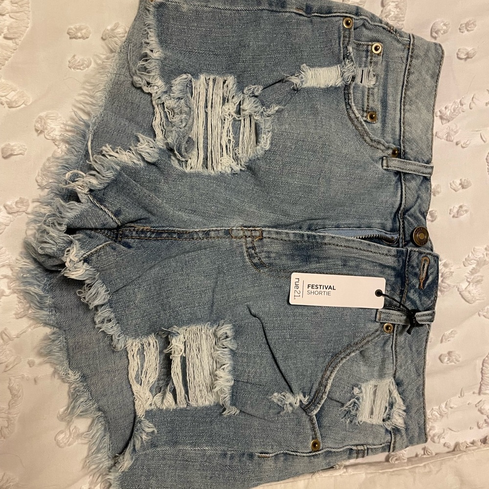 Ripped Rue 21 Jean Shorts